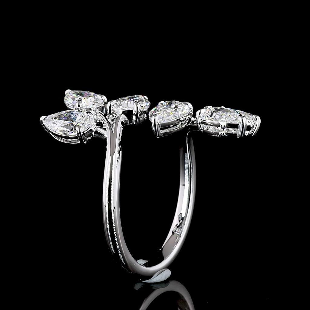 3 Cts 14k White Gold Pear Shape Special Ring - Image 4