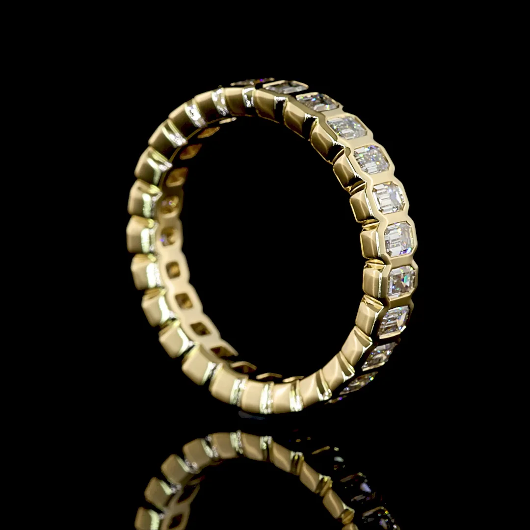 1.7 Cts 14k Yellow Gold Emerald Shape Eternity Band Eternity Band - Image 2