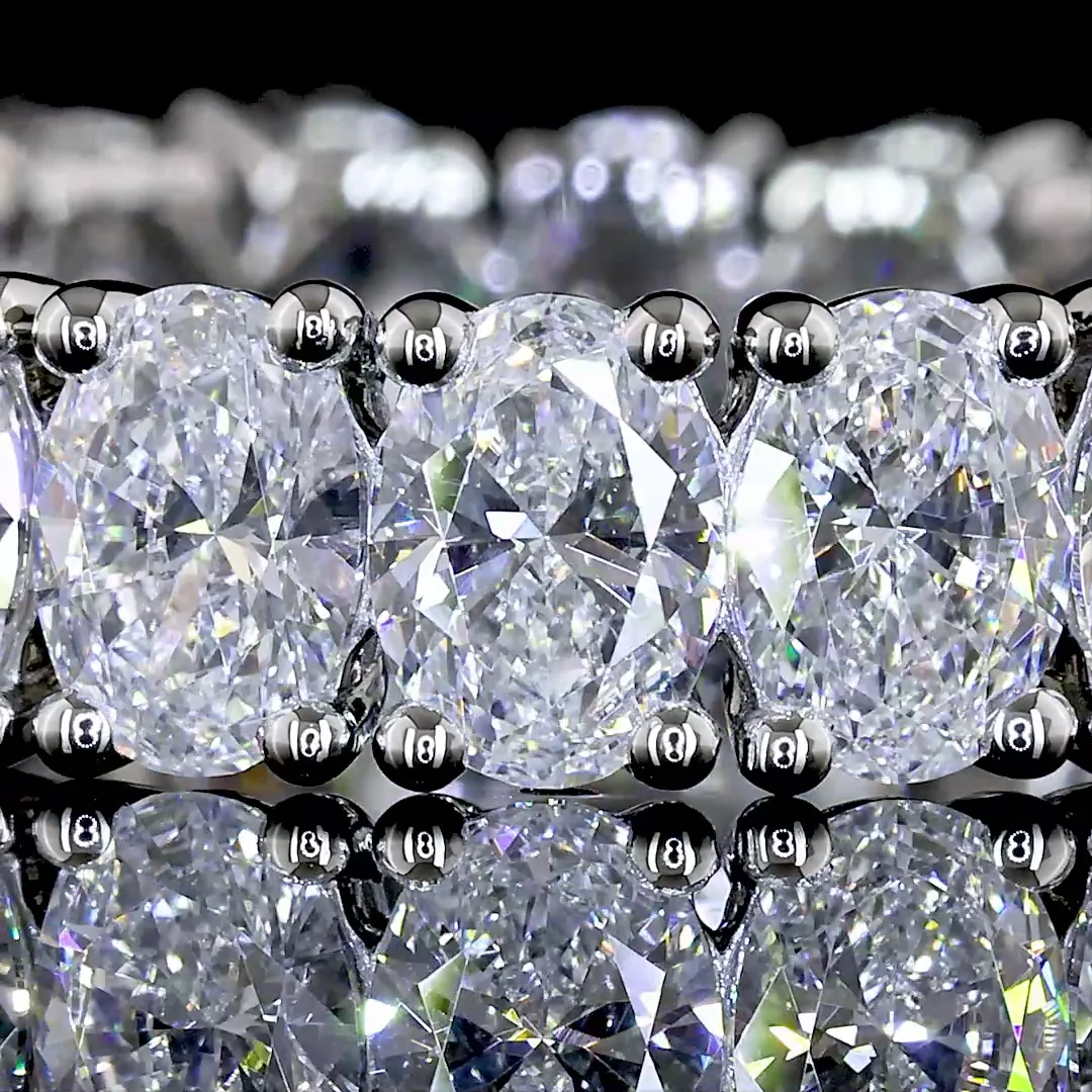 4.37 Cts Platinum Oval Shape Eternity Band Eternity Band - Image 3