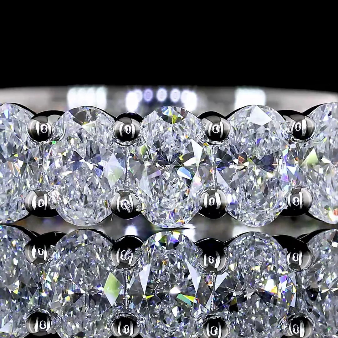 1.9 Cts Platinum Oval Shape 3/4 Band Eternity Band - Image 3