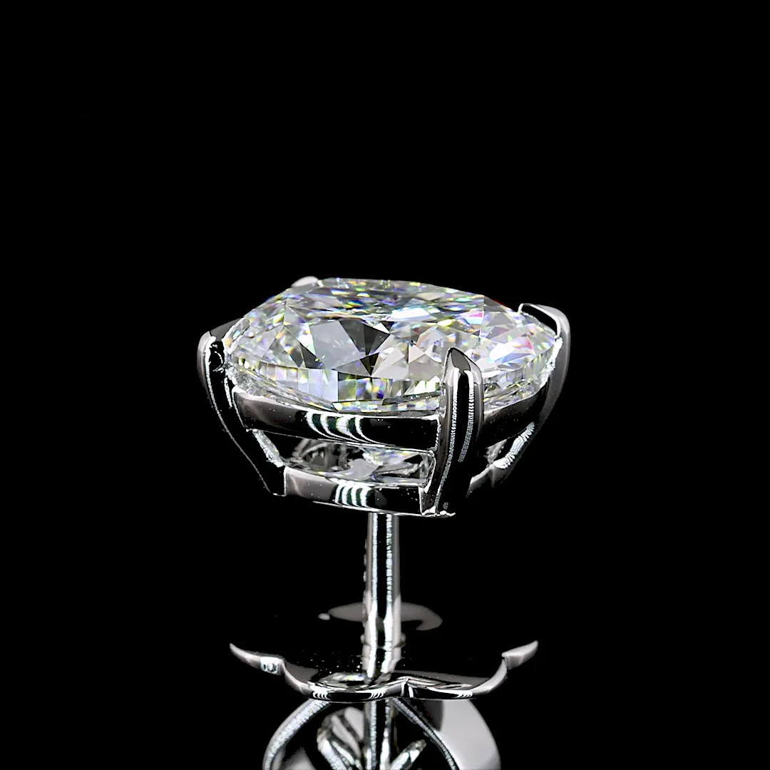 2.46 Cts 14k White Gold Cushion Brilliant Shape Studs Earring - Image 4