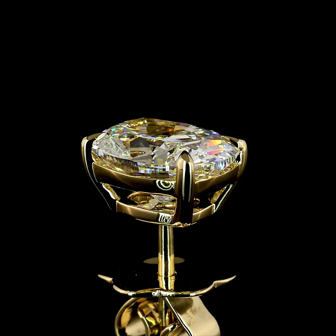 2.45 Cts 14k Yellow Gold Cushion Brilliant Shape Studs Earring - Image 4