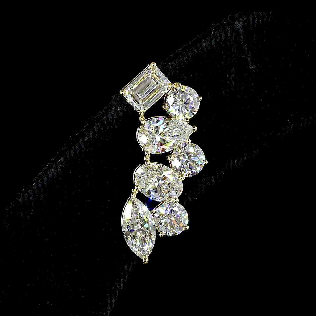 5.88 Cts 14k Yellow Gold Mix Shape Crawler Earring - Image 4