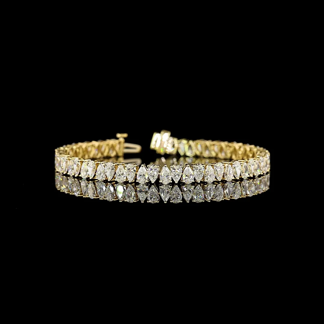 10.98 Cts 14k Yellow Gold Pear Shape Tennis Bracelet - Video