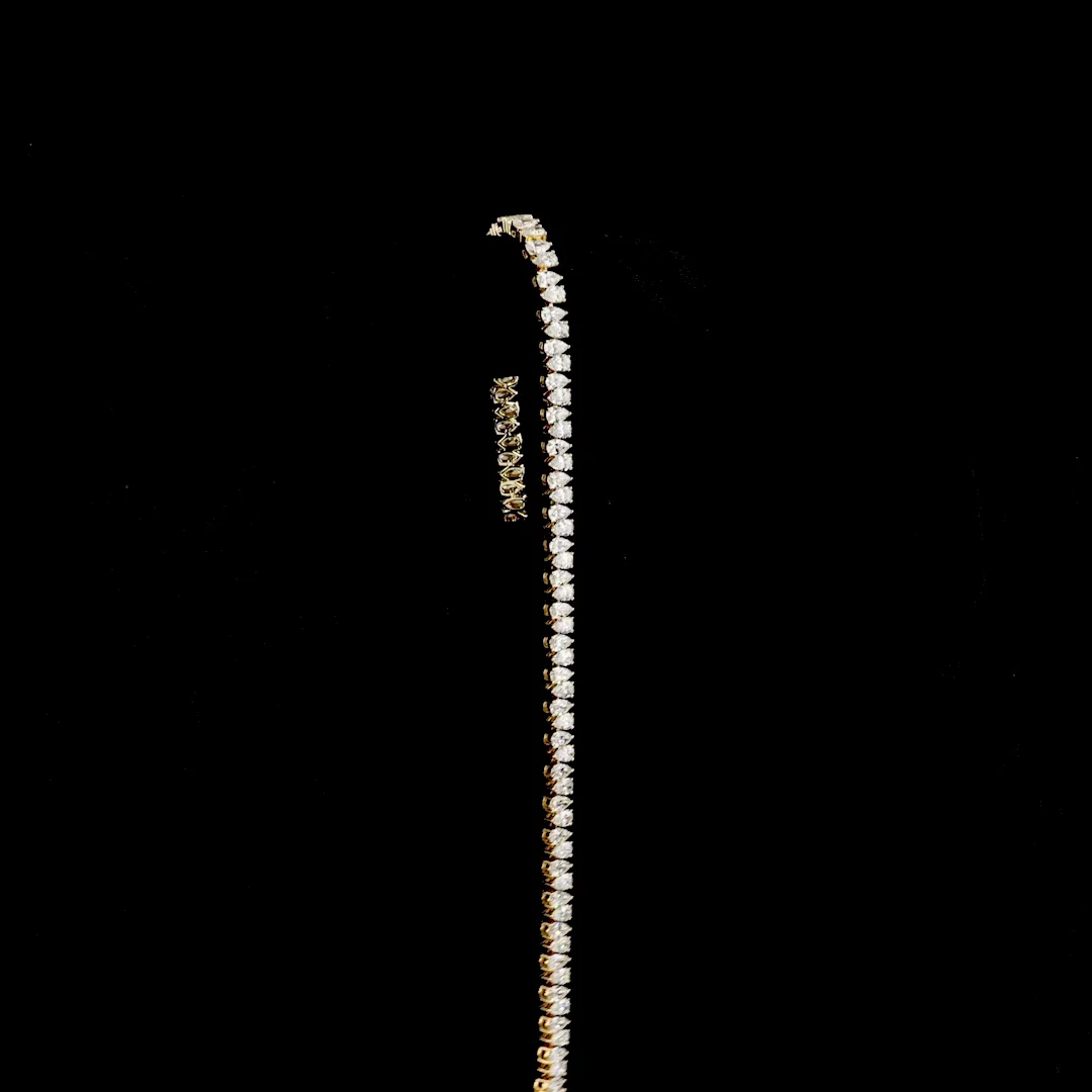 4.72 Cts 14k Yellow Gold Pear Shape Tennis Bracelet - Image 3