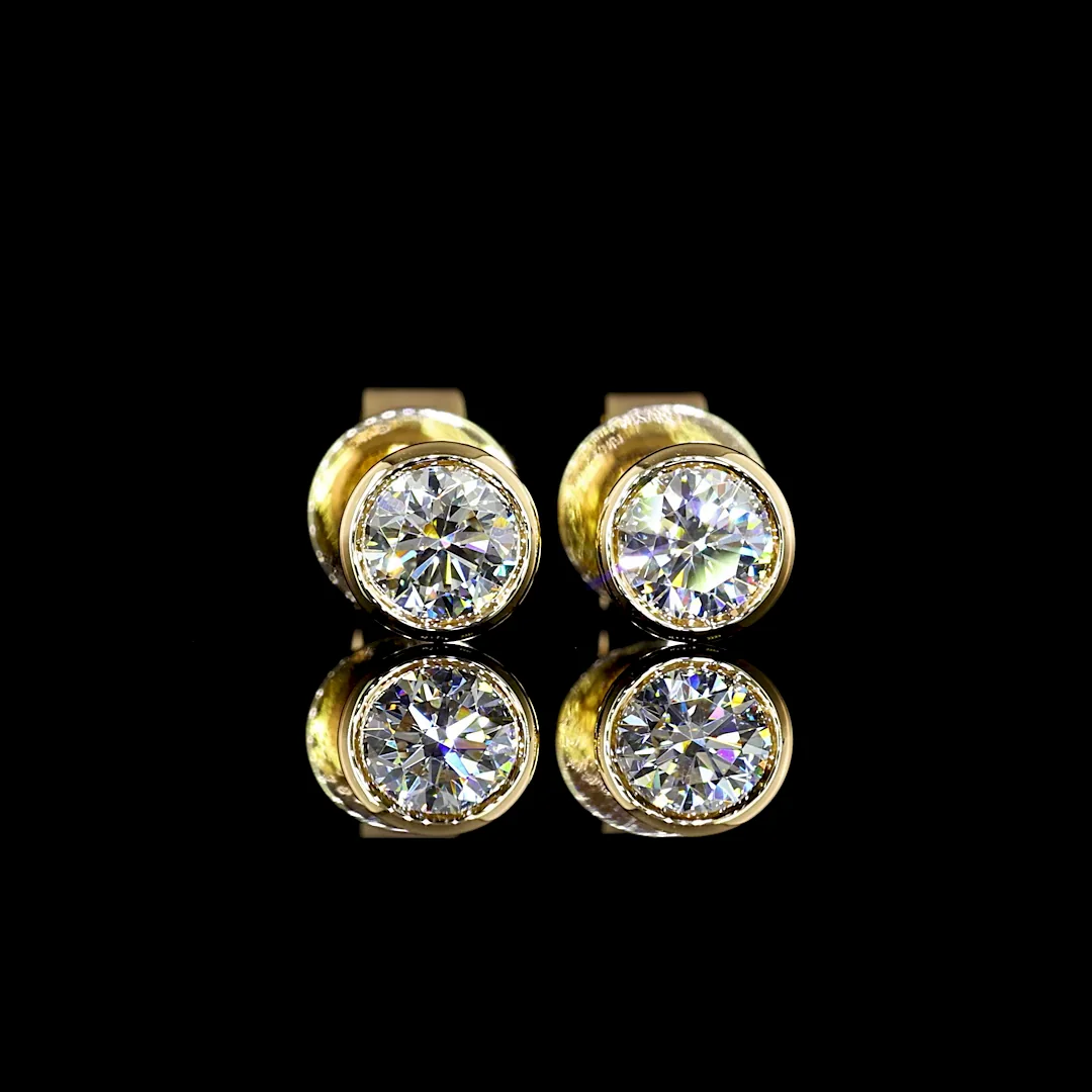 0.51 Cts 18k Yellow Gold Round Shape Studs Earring - Image 3