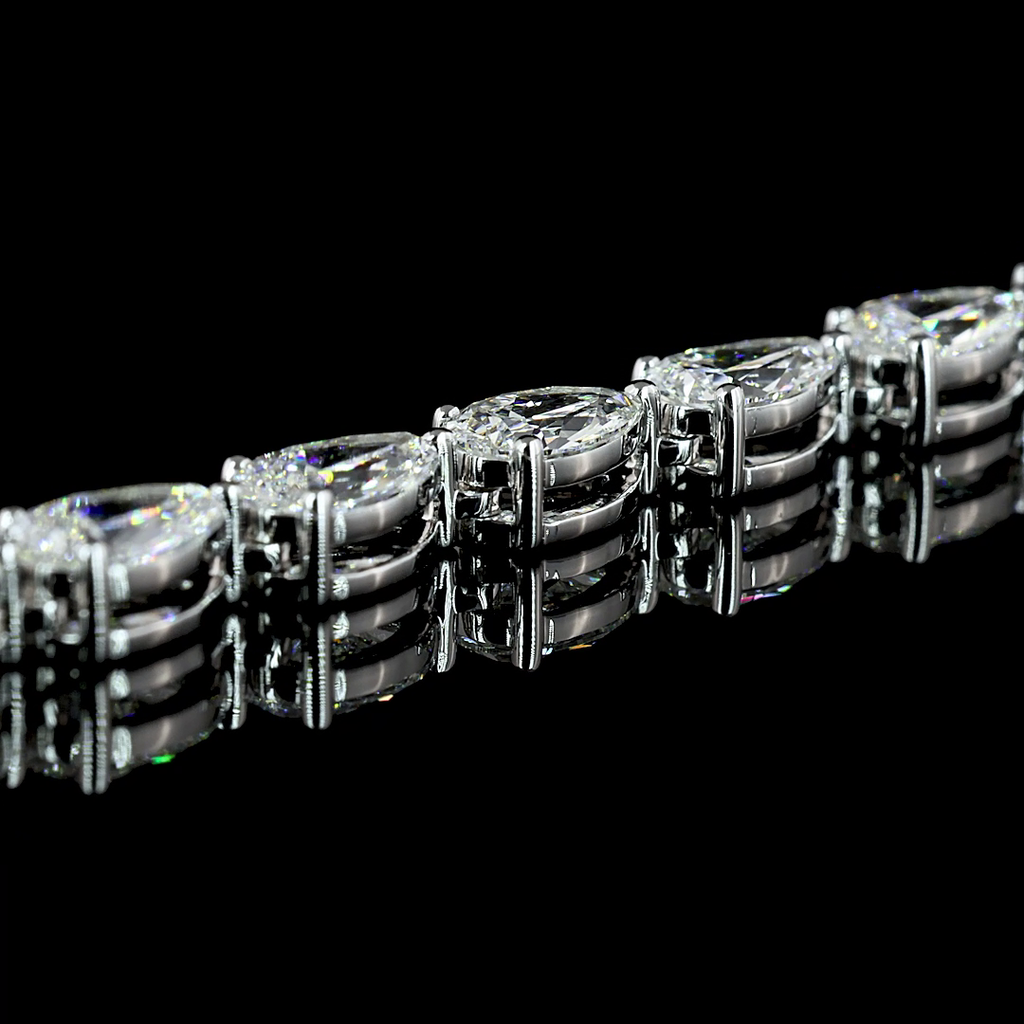 14.62 Cts 14k White Gold Pear Shape Tennis Necklace - Image 2