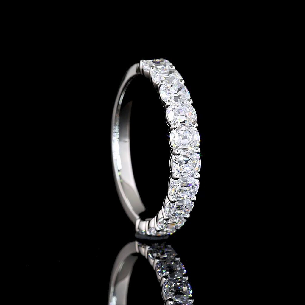 1.78 Cts Platinum Antique Cushion Shape Half Eternity Eternity Band - Image 2