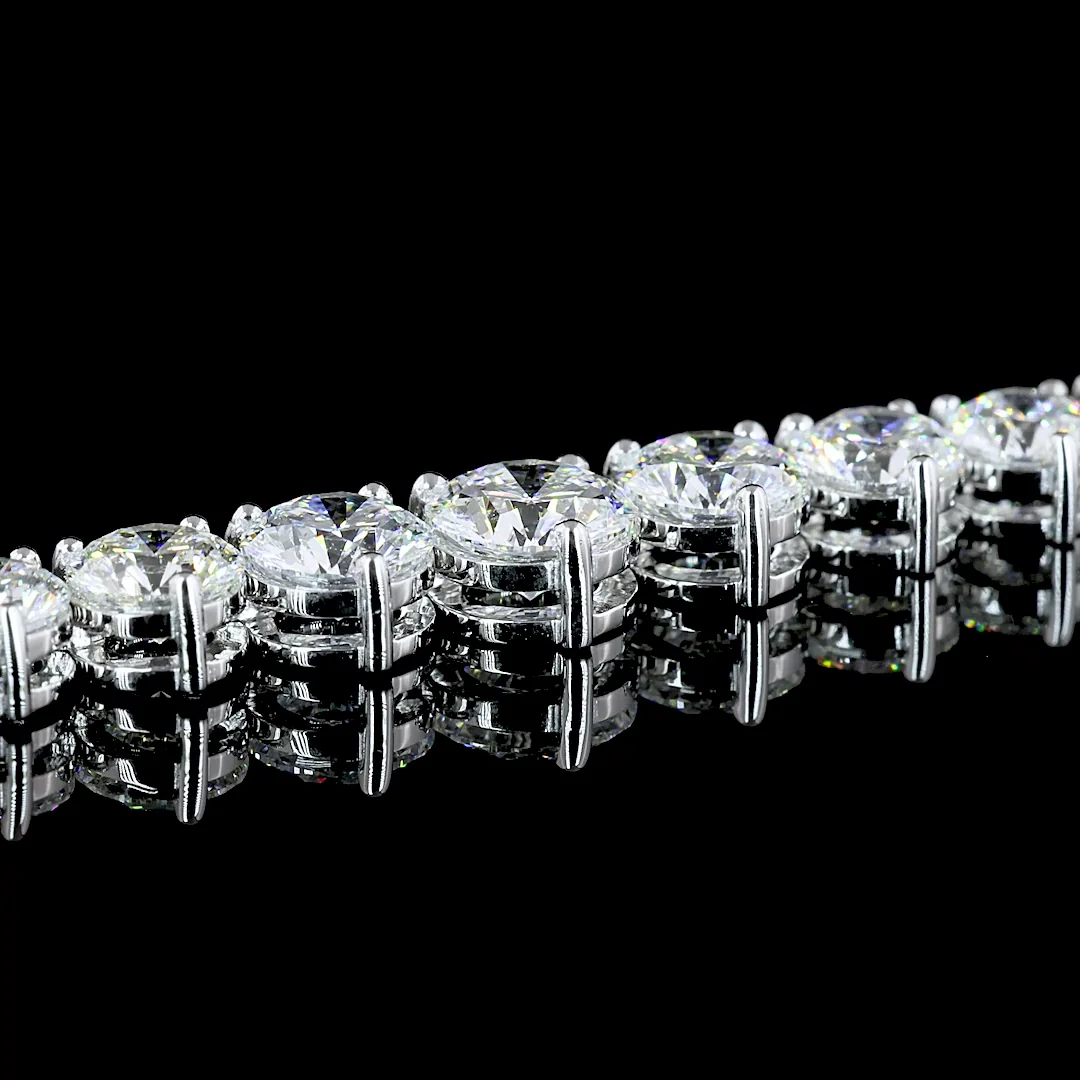 8.9 Cts 14k White Gold Round Shape Riviera Necklace - Image 2