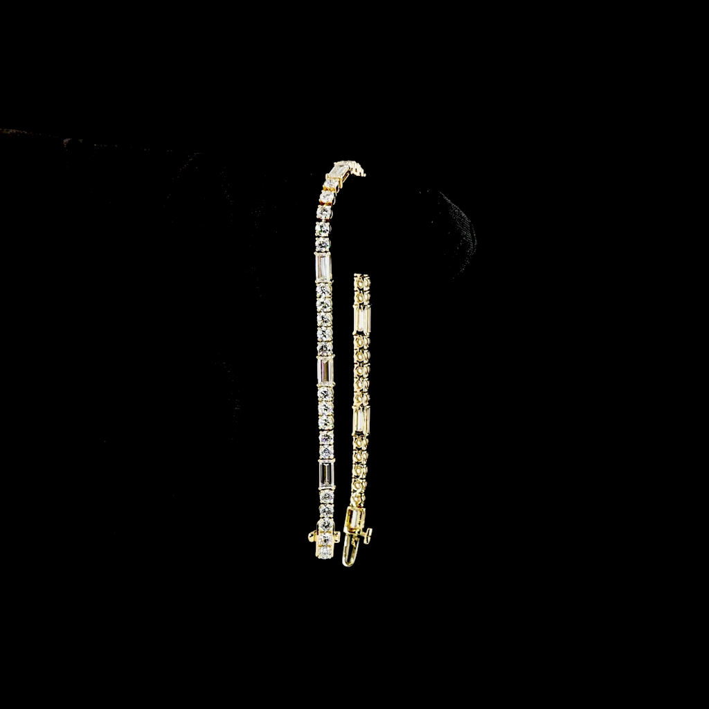 4.43 Cts 14k Yellow Gold Baguette Shape Station Line Tennis Bracelet - Image 3