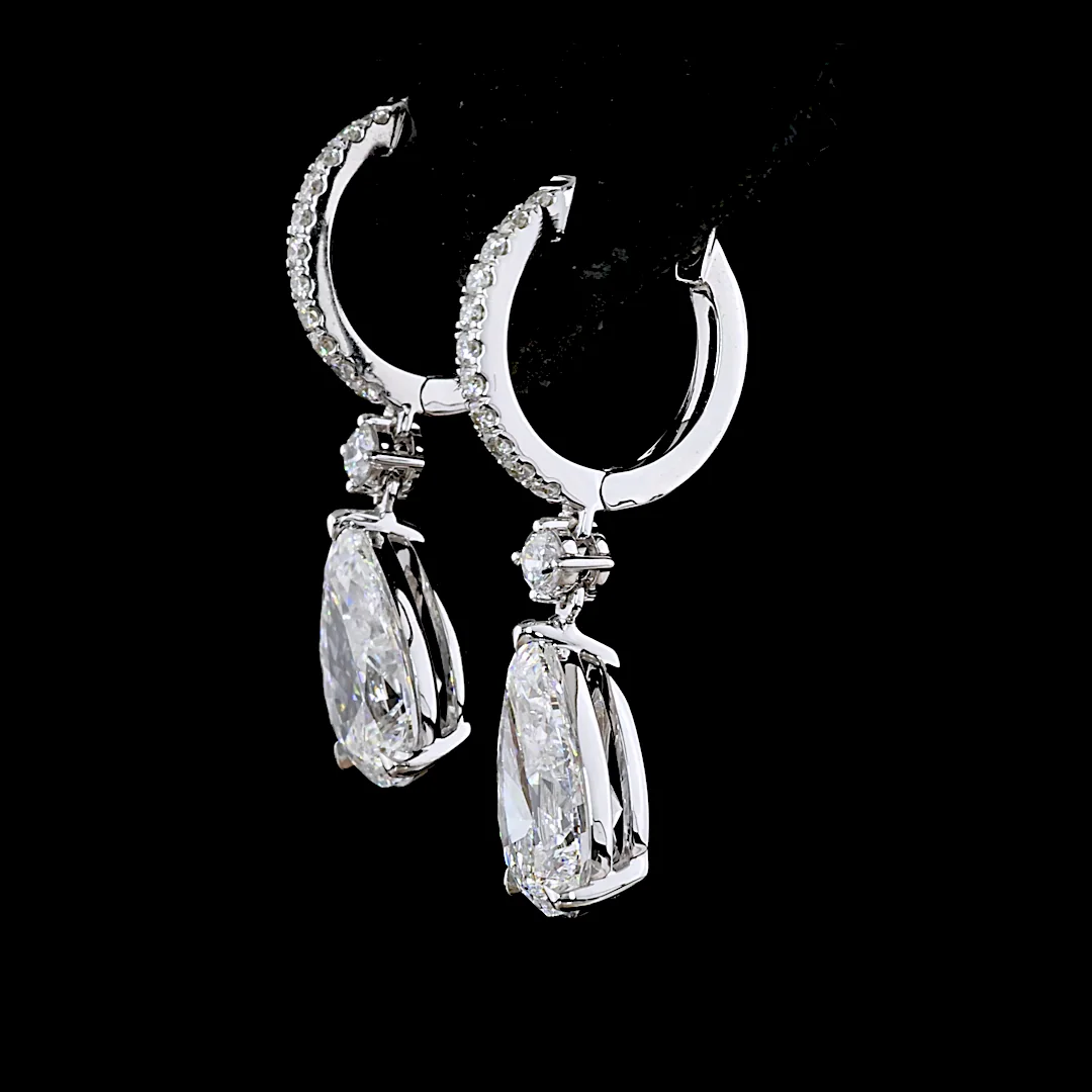 3.8 Cts 14k White Gold Pear Shape Hanging Earring - Image 4