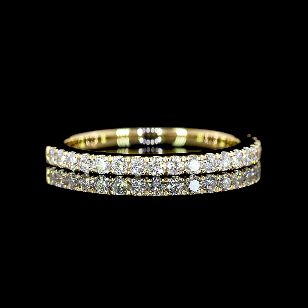 0.26 Cts 14k Yellow Gold Round Shape Half Eternity Eternity Band - Video