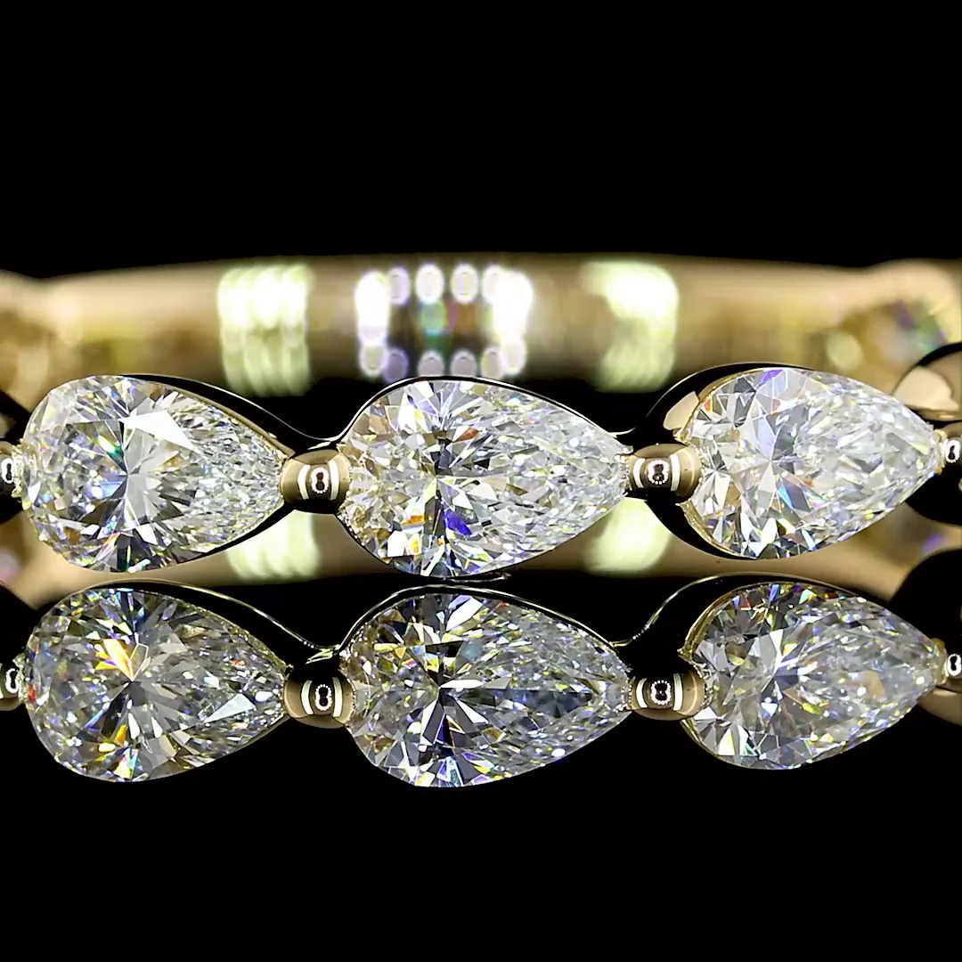 1.05 Cts 14k Yellow Gold Pear Shape 3/4 Band Eternity Band - Image 3