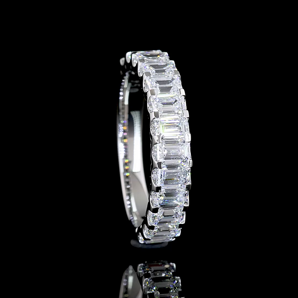 1.29 Cts Platinum Emerald Shape Half Eternity Eternity Band - Image 2