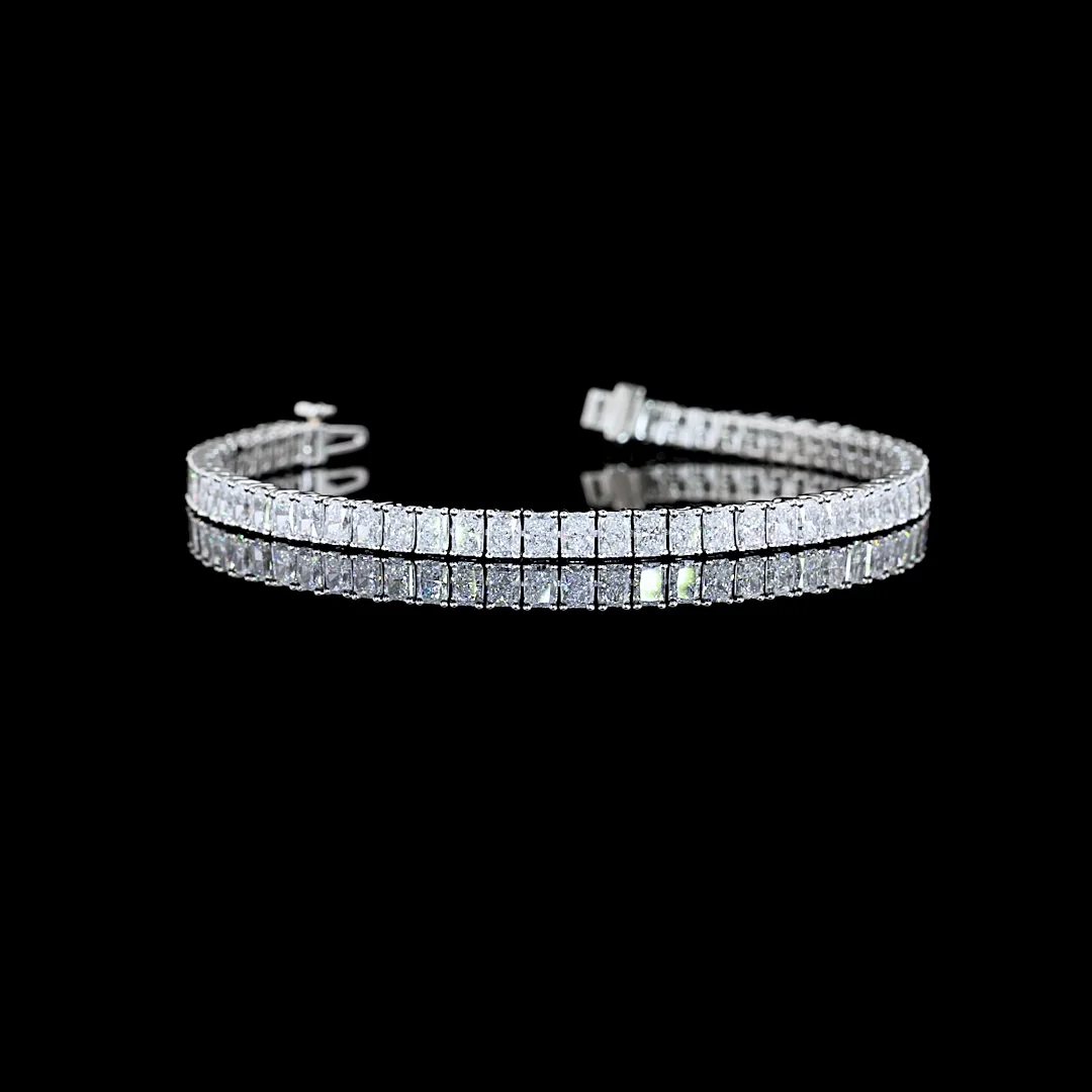 6.99 Cts Platinum Radiant Shape Tennis Bracelet - Video