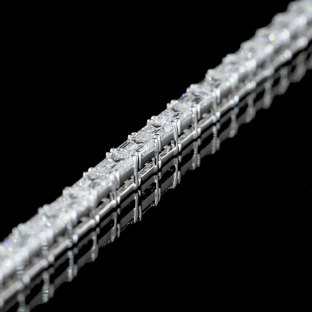 15.44 Cts 14k White Gold Emerald Shape Lariat Necklace - Image 4