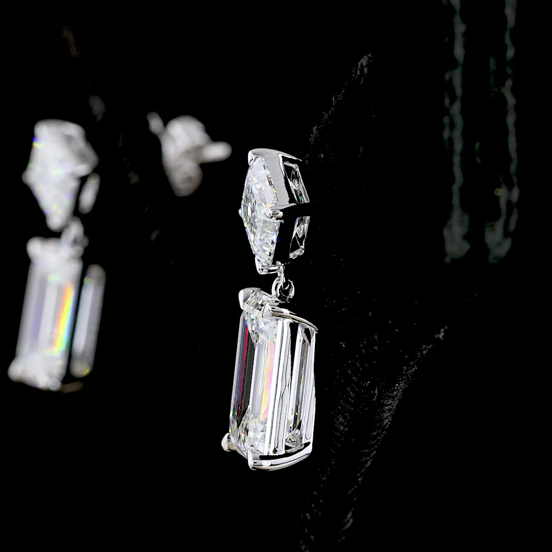 7.96 Cts 14k White Gold Emerald Shape Hanging Earring - Image 4