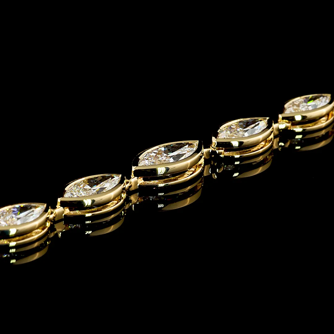 4.06 Cts 14k Yellow Gold Marquise Shape Riviera Necklace - Image 4