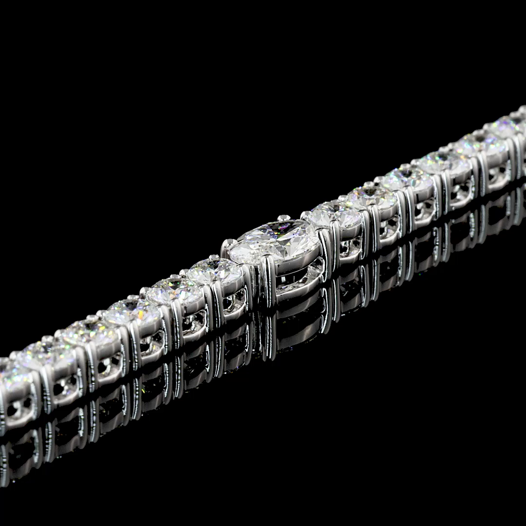 5.26 Cts 18k White Gold Oval Shape Station Line Tennis Bracelet - Image 3