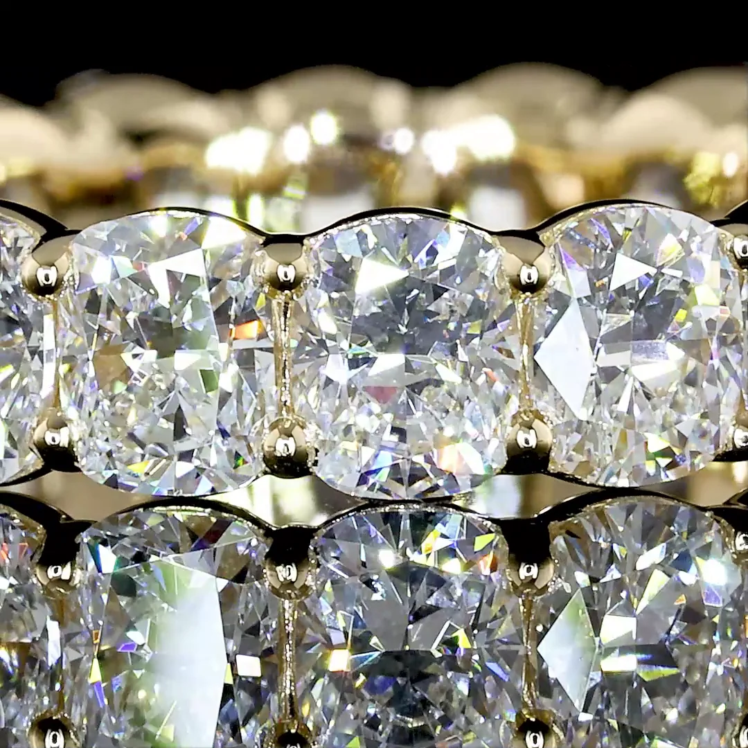 3.58 Cts 14k Yellow Gold Cushion Brilliant Shape Eternity Band Eternity Band - Image 2