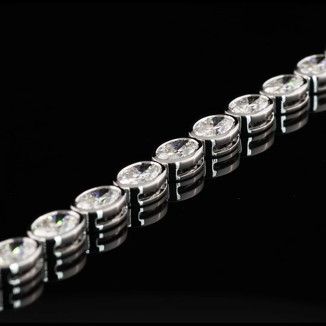10.28 Cts 14k White Gold Oval Shape Tennis Bracelet - Image 4