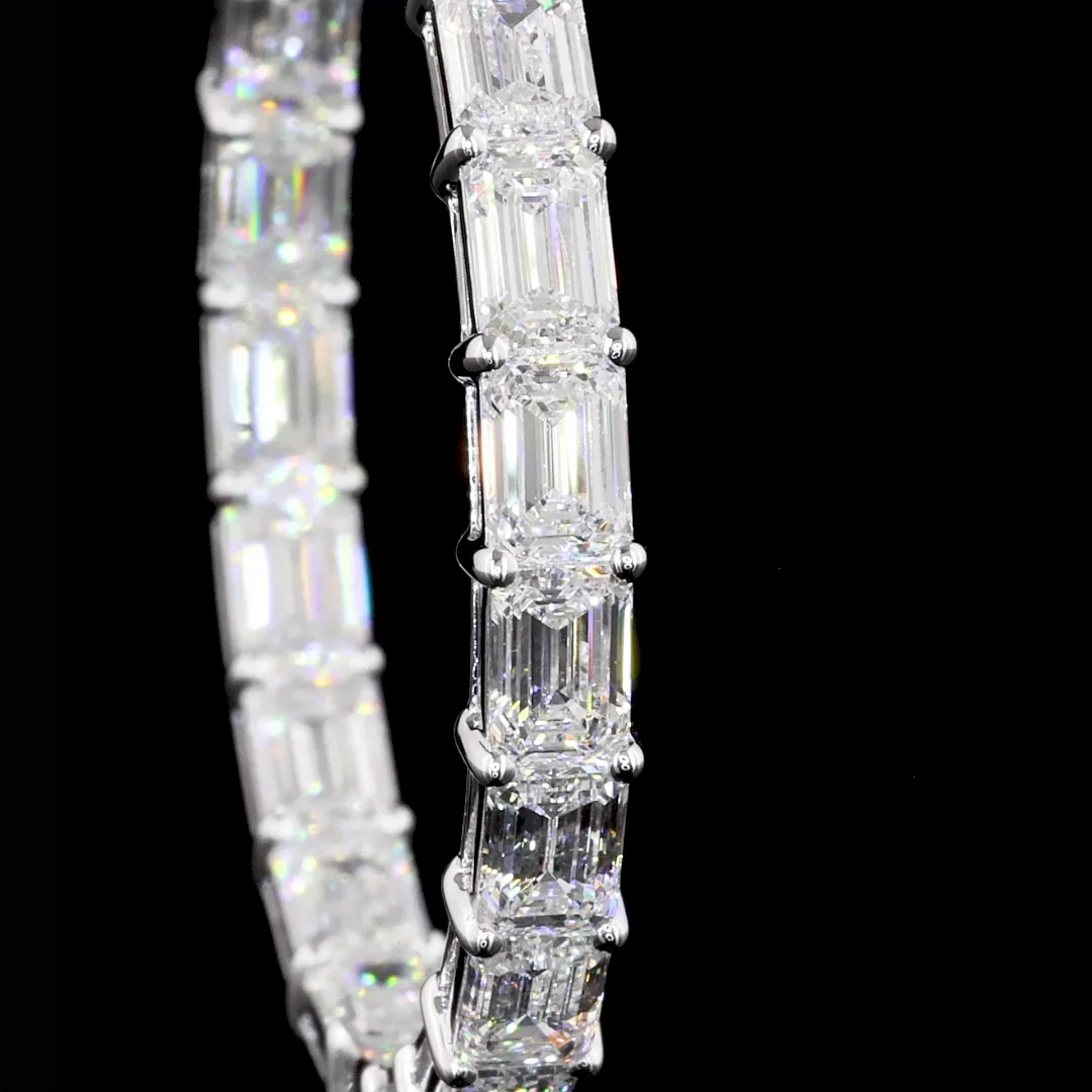 9.23 Cts 14k White Gold Emerald Shape Hoops Earring - Image 3