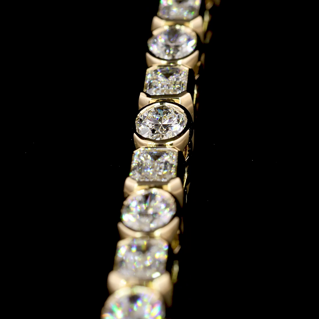 8.51 Cts 18k Yellow Gold Mix Shape Tennis Bracelet - Image 3