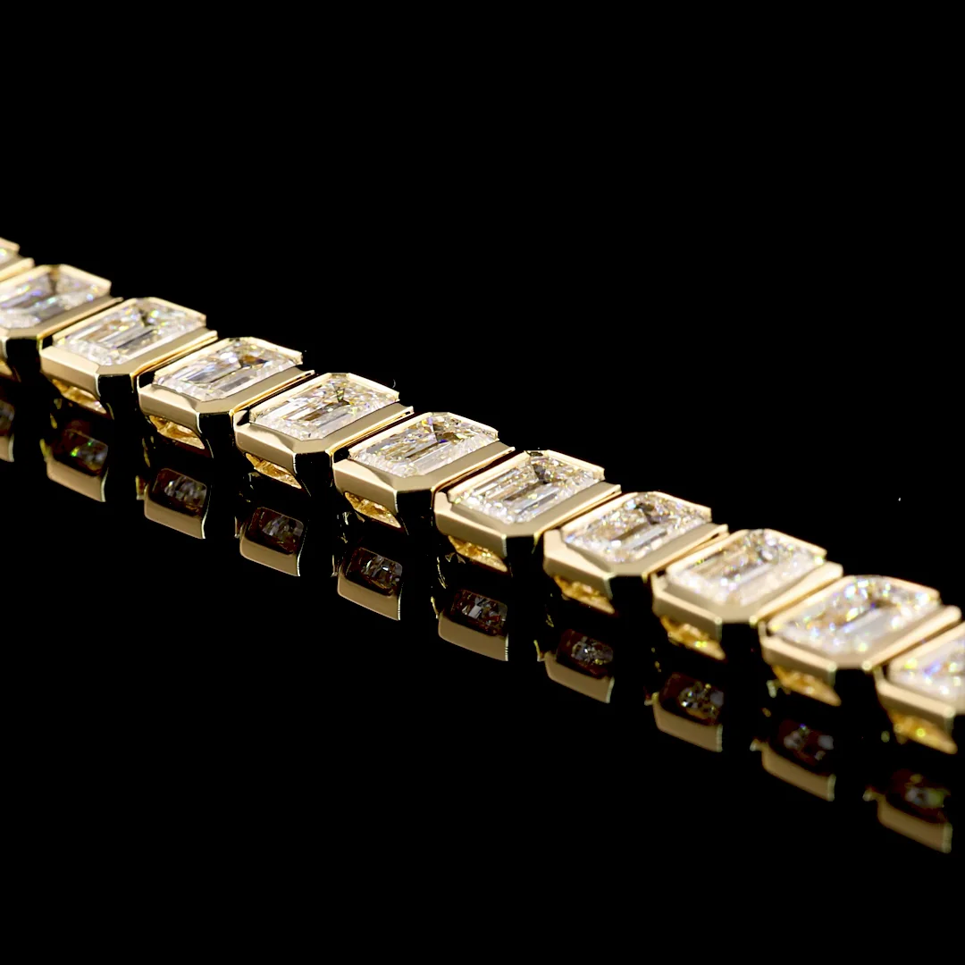14.54 Cts 14k Yellow Gold Emerald Shape Tennis Bracelet - Image 4