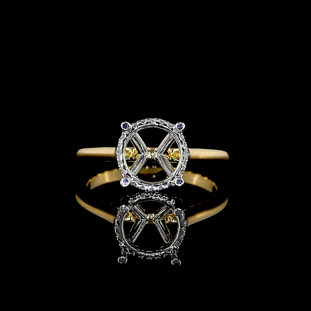 0.1 Cts 18k Yellow Gold - Platinum Shape Hidden Halo Ring - Video