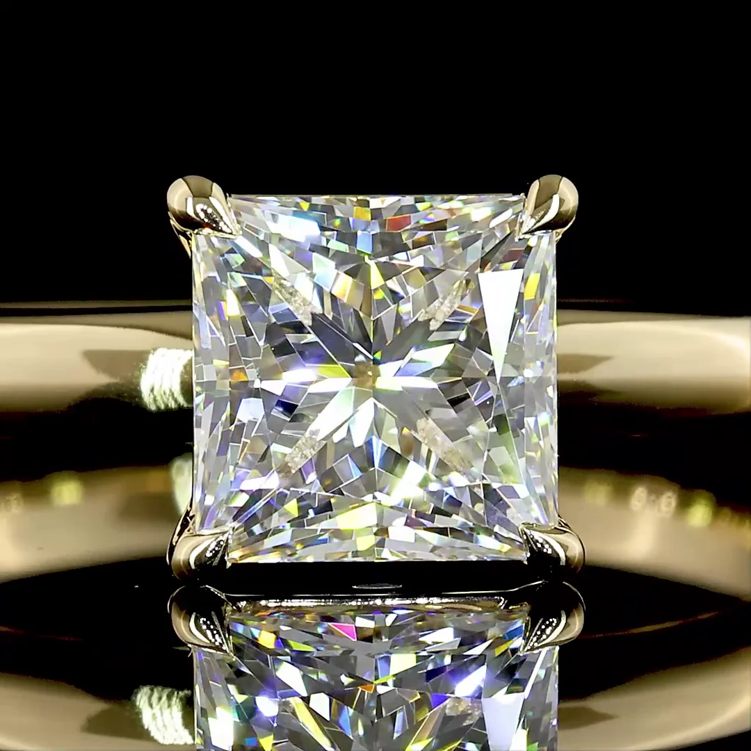 1.54 Cts 14k Yellow Gold Princess Shape Solitaire Ring - Image 3