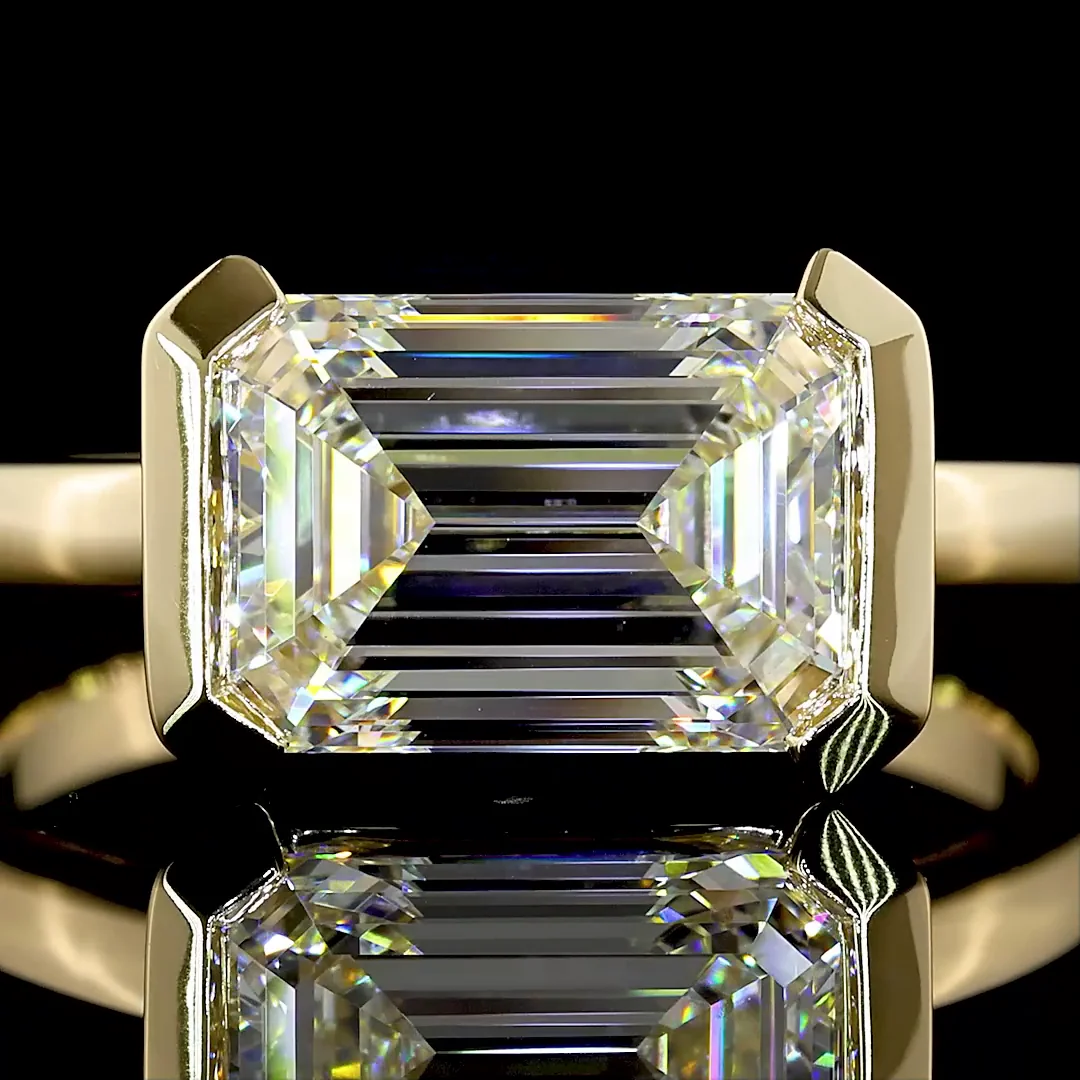 3.01 Cts 14k White Gold Emerald Shape Solitaire Ring - Image 3