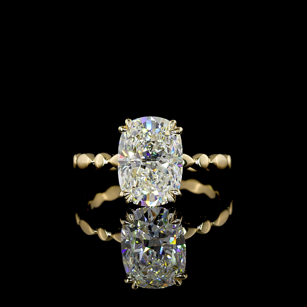 3.02 Cts 14k Yellow Gold Cushion Brilliant Shape Special Ring - Video