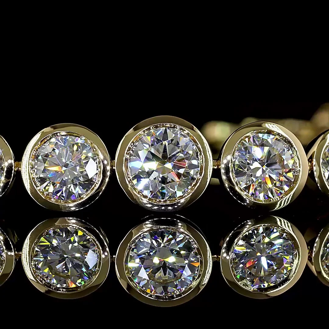 6.21 Cts 14k White Gold Round Shape Tennis Bracelet - Image 2