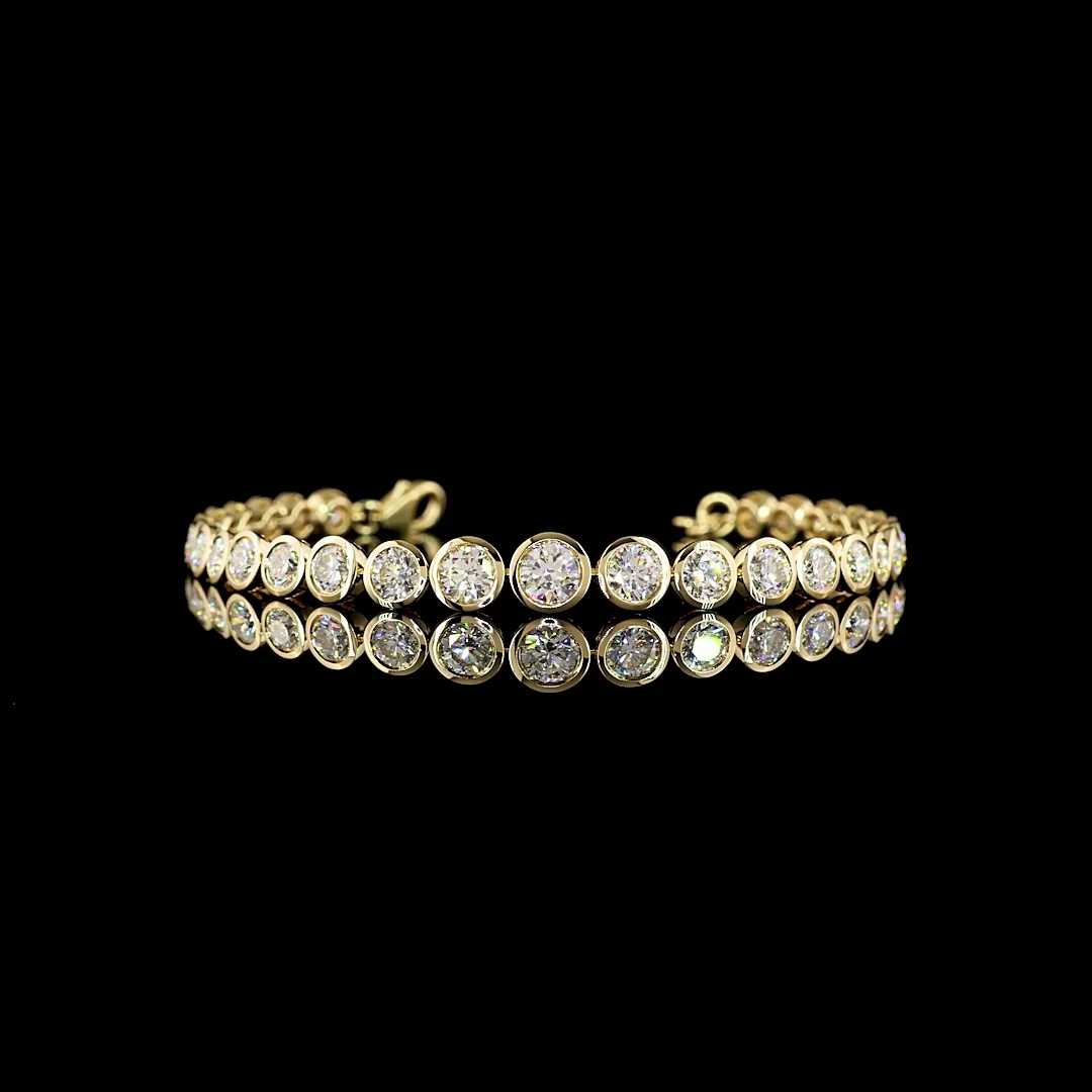 6.21 Cts 14k White Gold Round Shape Tennis Bracelet - Video