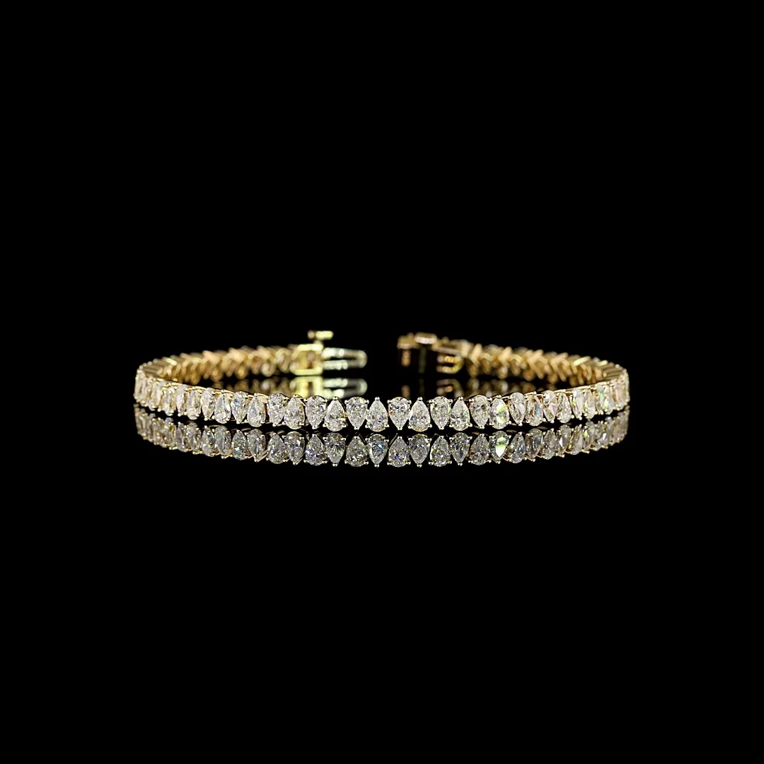 6.09 Cts 14k Yellow Gold Pear Shape Tennis Bracelet - Video