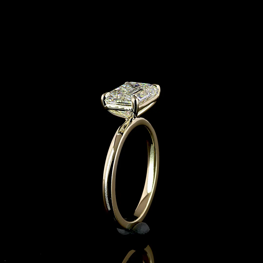 3.1 Cts 14k Yellow Gold Emerald Shape Solitaire Ring - Image 4