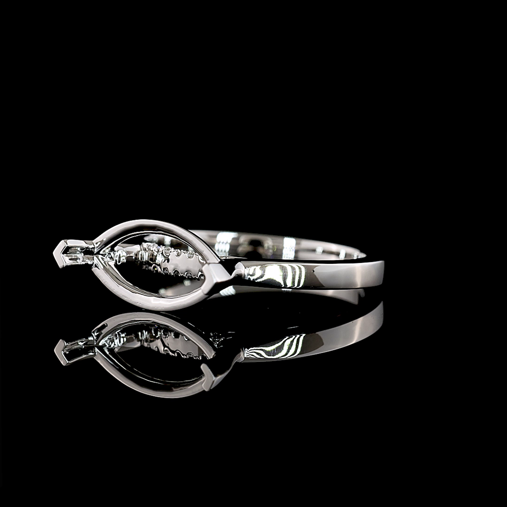 0.04 Cts Platinum Round Shape Special Ring - Image 2