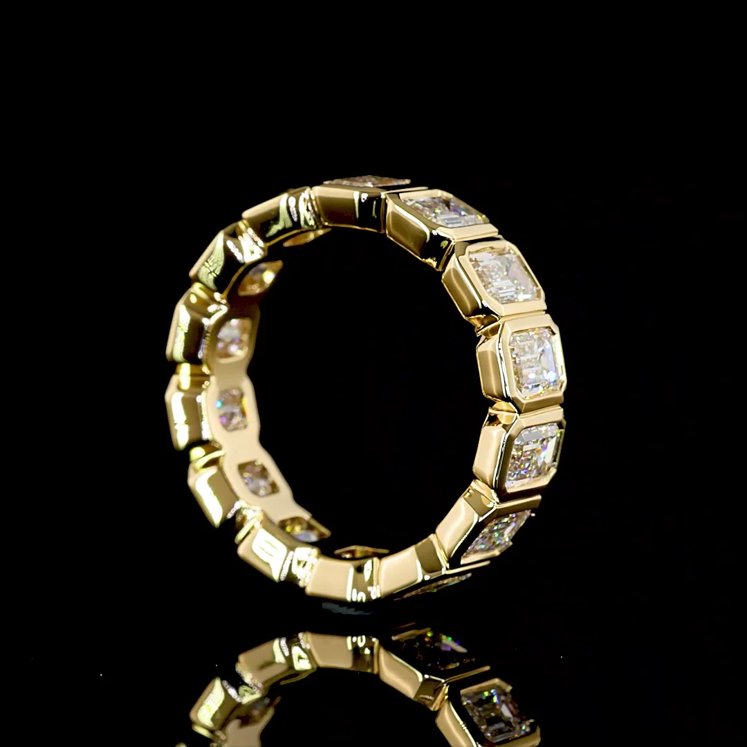 3.21 Cts 18k Yellow Gold Emerald Shape Eternity Band Eternity Band - Image 2