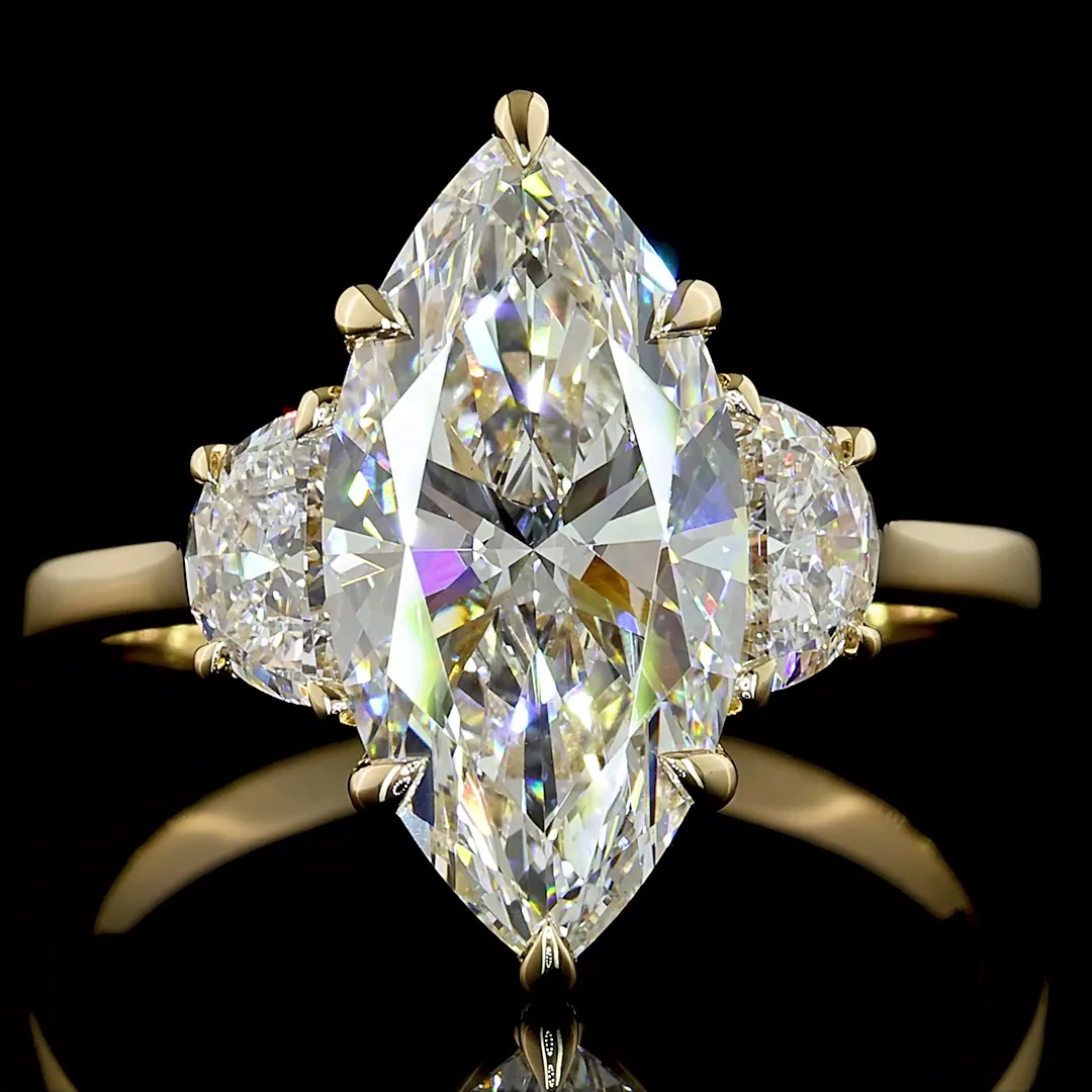4.7 Cts 14k Yellow Gold Marquise Modified Shape 3 Stones Ring - Image 3