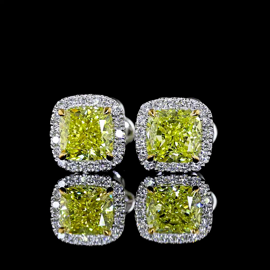 1.62 Cts Platinum Cushion Brilliant Shape Halo Studs Earring - Image 3