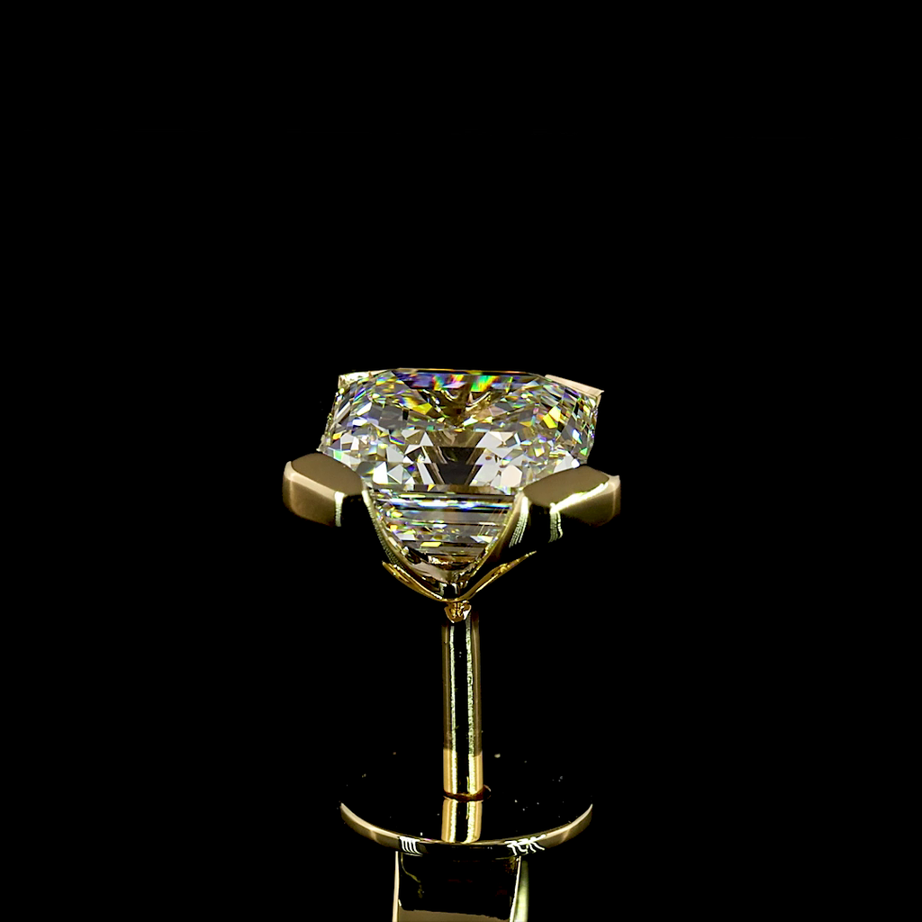 2.06 Cts 14k Yellow Gold Asscher Shape Studs Earring - Image 4