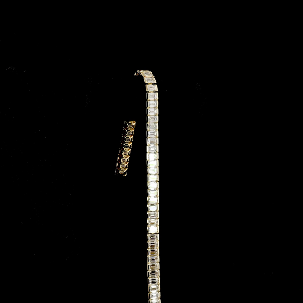11.86 Cts 14k Yellow Gold Emerald Shape Tennis Bracelet - Image 3