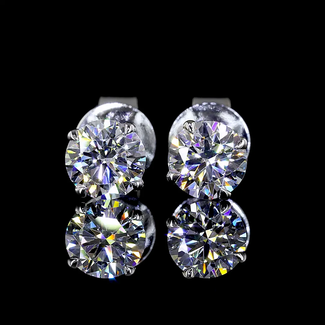 1.09 Cts 14k White Gold Round Shape Studs Earring - Video