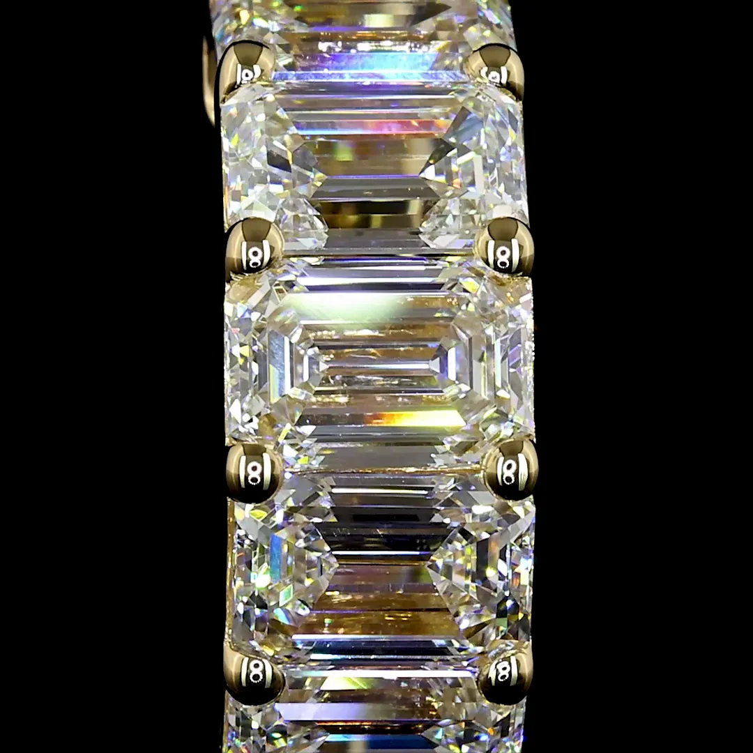 3.26 Cts 14k Yellow Gold Emerald Shape Huggies Earring - Image 3