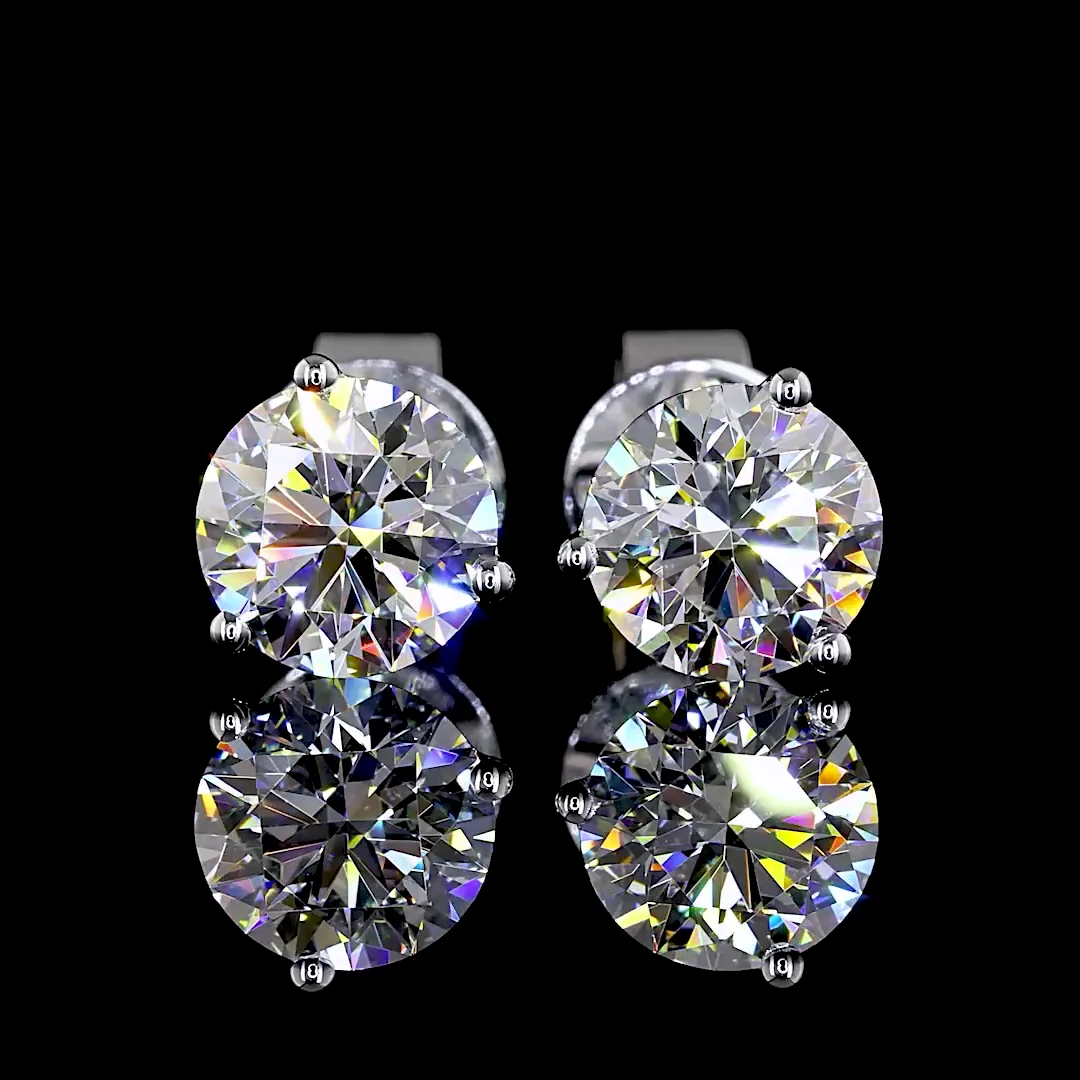 1.48 Cts 14k White Gold Round Shape Martini Earring - Video