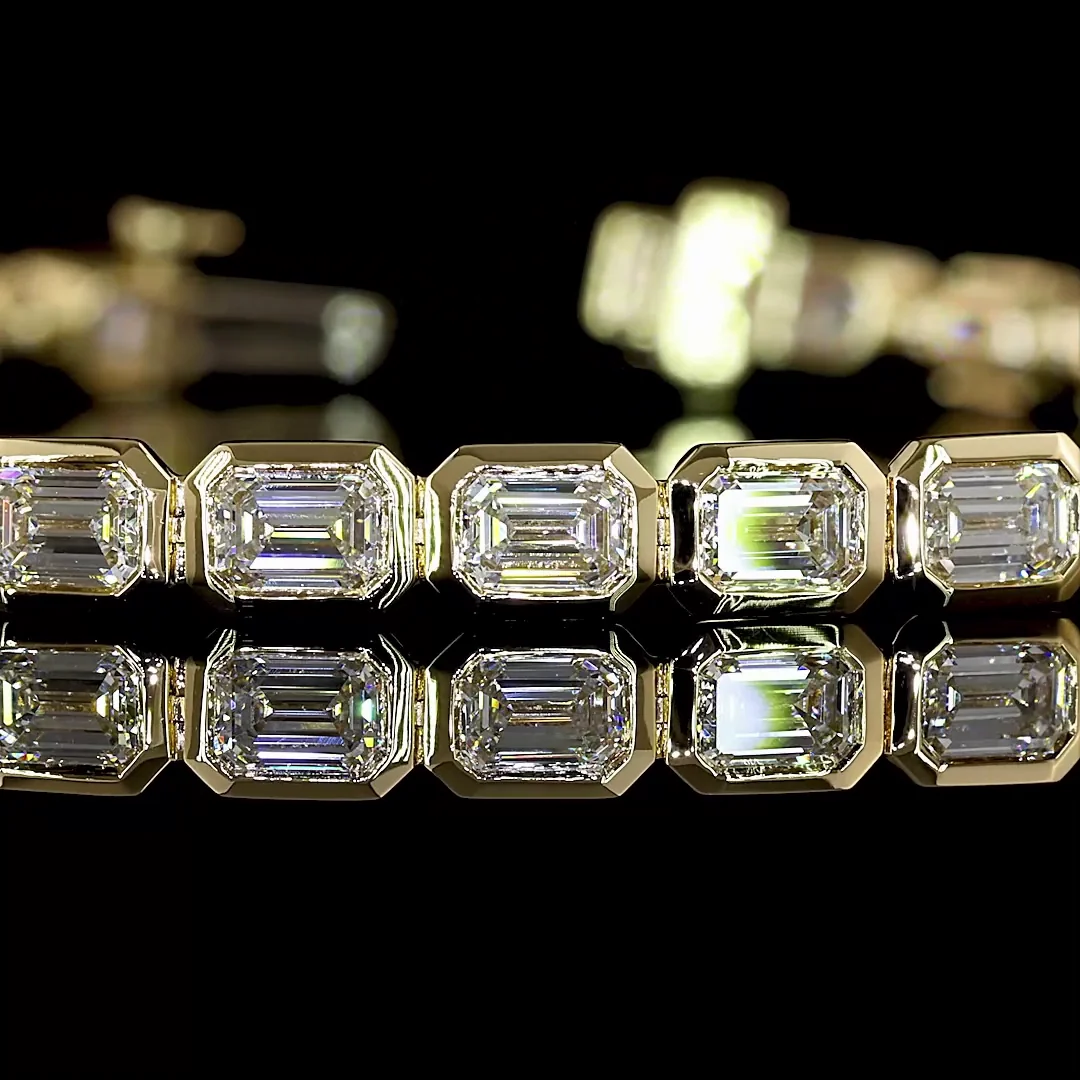 6.38 Cts 14k Yellow Gold Emerald Shape Tennis Bracelet - Image 2