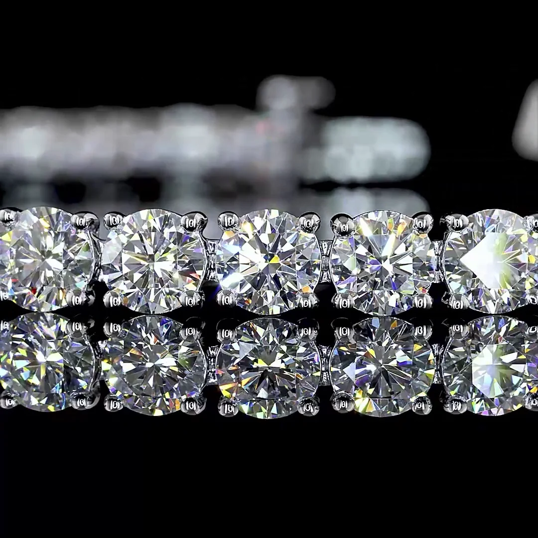 9.82 Cts 14k White Gold Round Shape Tennis Bracelet - Image 2