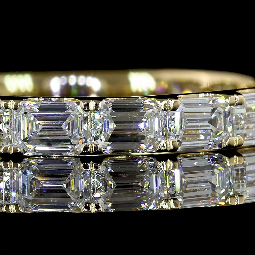 1.39 Cts 14k Yellow Gold Emerald Shape 3/4 Band Eternity Band - Image 3