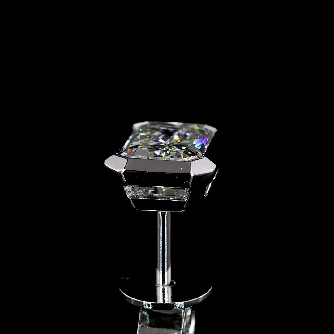 2.05 Cts 14k White Gold Radiant Shape Studs Earring - Image 4