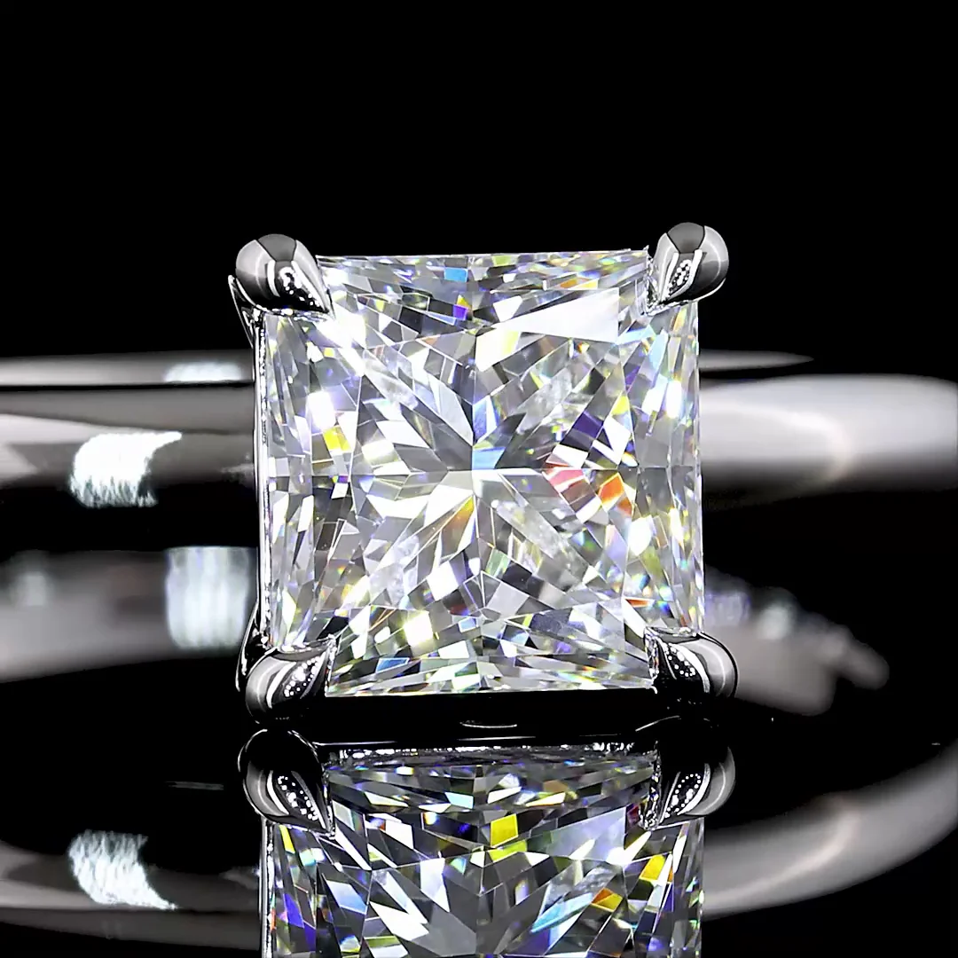 1.55 Cts 14k White Gold Princess Shape Solitaire Ring - Image 3
